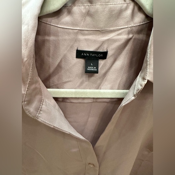 Ann Taylor Sleeveless Essential Shirt - Picture 4 of 4